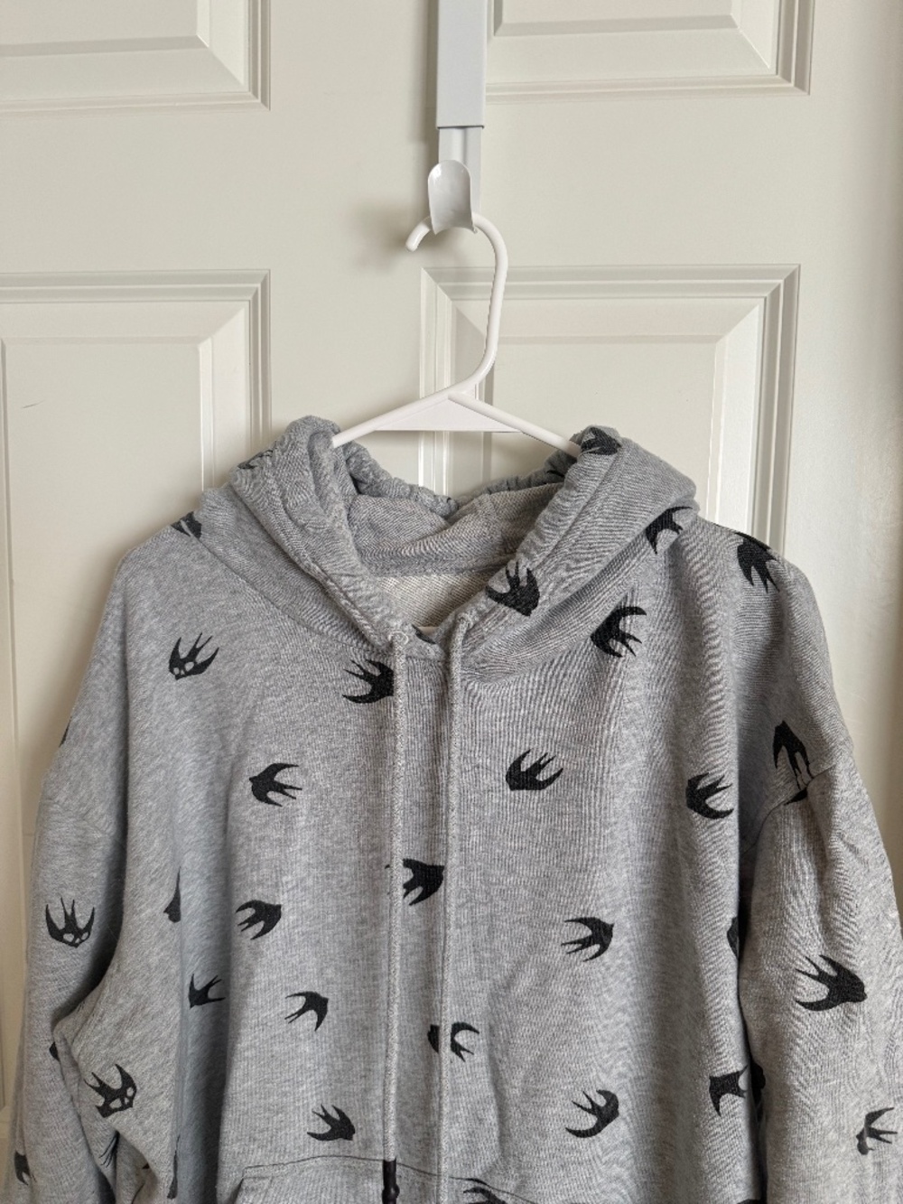 alexandra mcqueen grey swallows sweatshirt cotton with hood XL